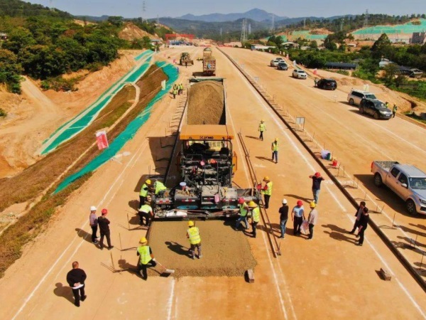 黑河高速公路